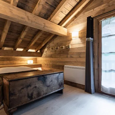 Pour 8 Avec Cheminee, Proche Des Pistes, Wifi, Garage, Non Fumeur - Fr-1-304-110 Chalet