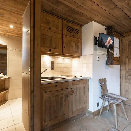 Pour 8 Avec Cheminee, Proche Des Pistes, Wifi, Garage, Non Fumeur - Fr-1-304-110 La Clusaz